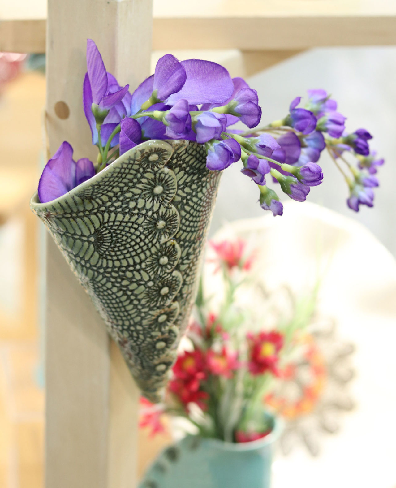 KathyJeffersPottery-Hanging-Vase